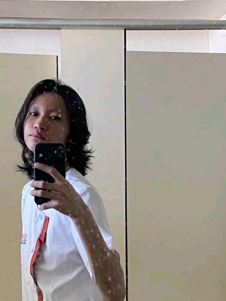 Gi-upload ni Emman ang hulagway