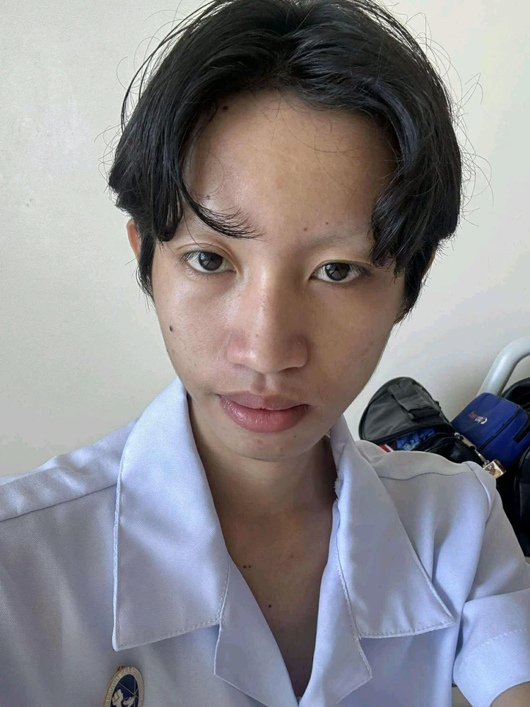 Gi-upload ni Emman ang hulagway