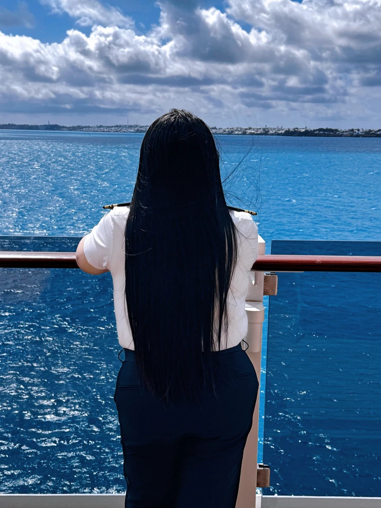 GIF uploaded by Jaja