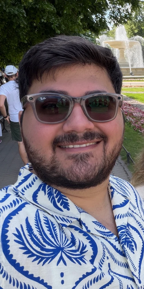 Mirsaid 上傳的 GIF