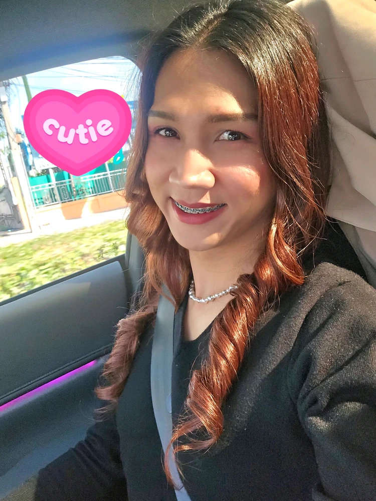 GIF uploaded by Yelle