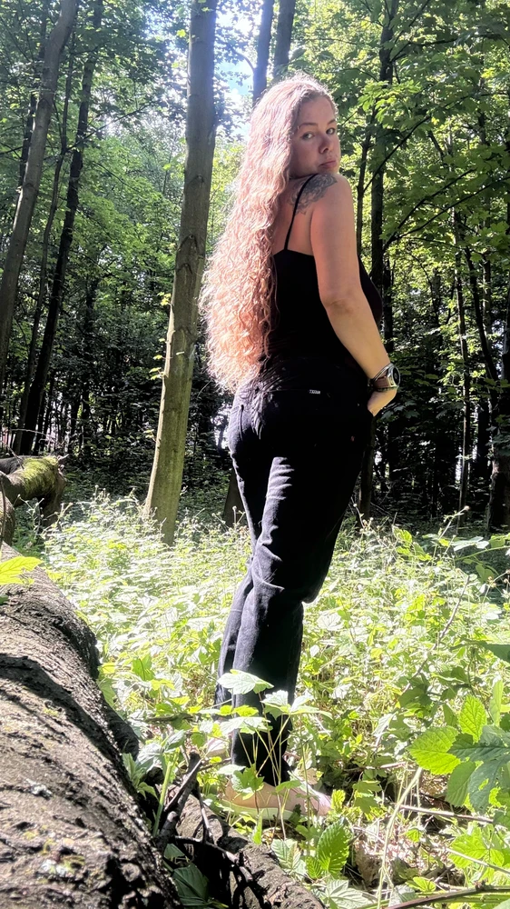 GIF uploaded by Iva Nka