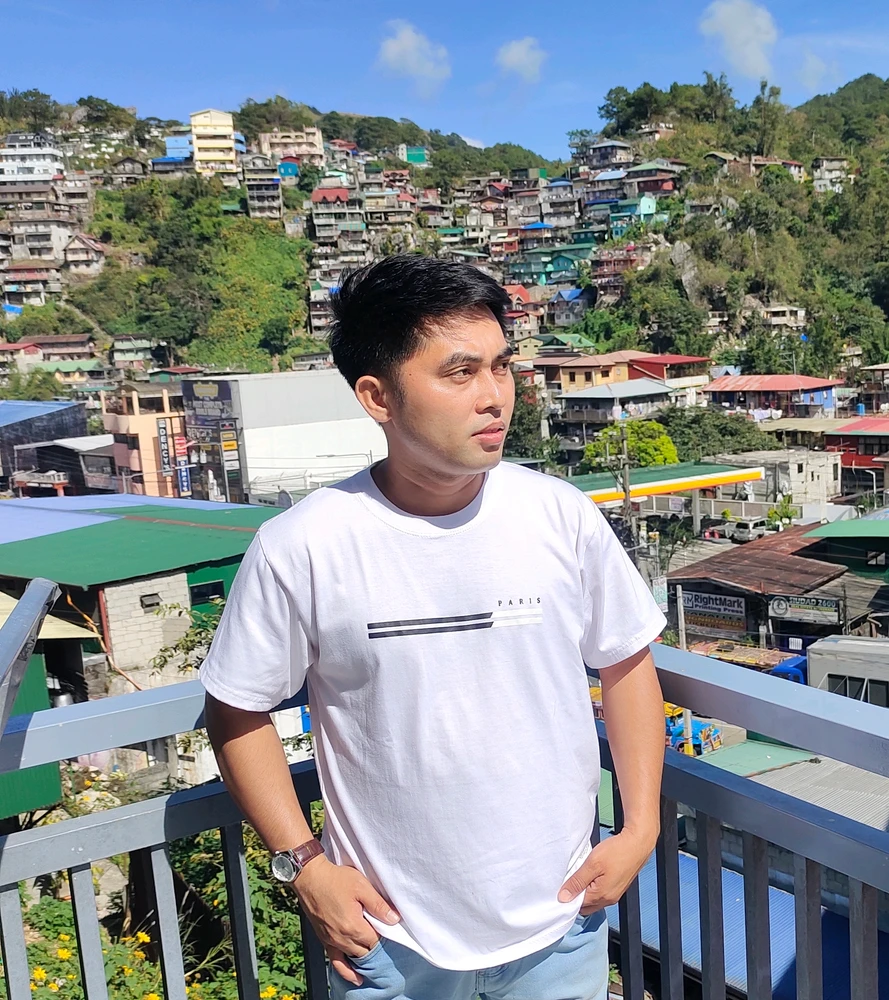 GIF na in-upload ni Jim
