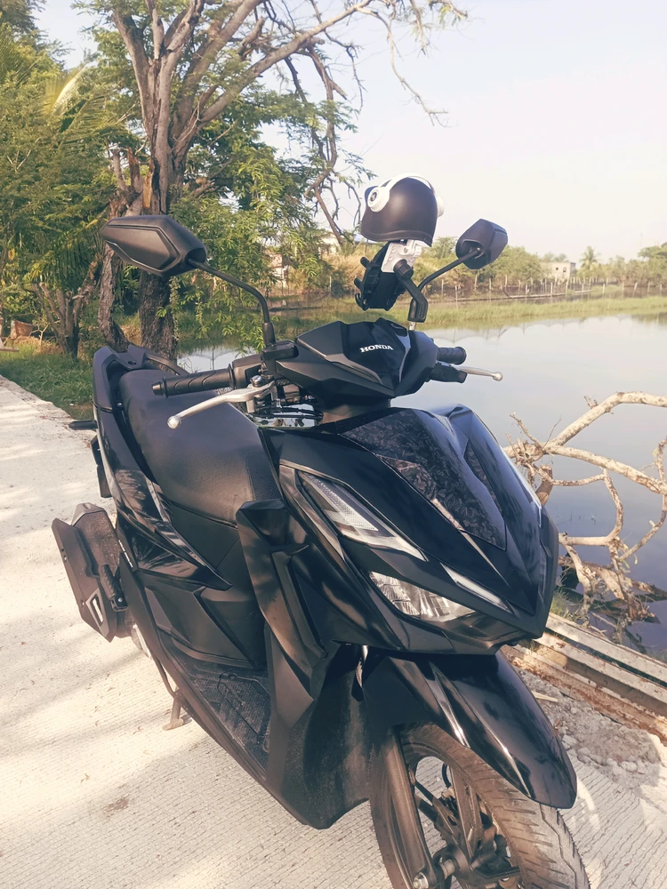 GIF uploaded by Zeph