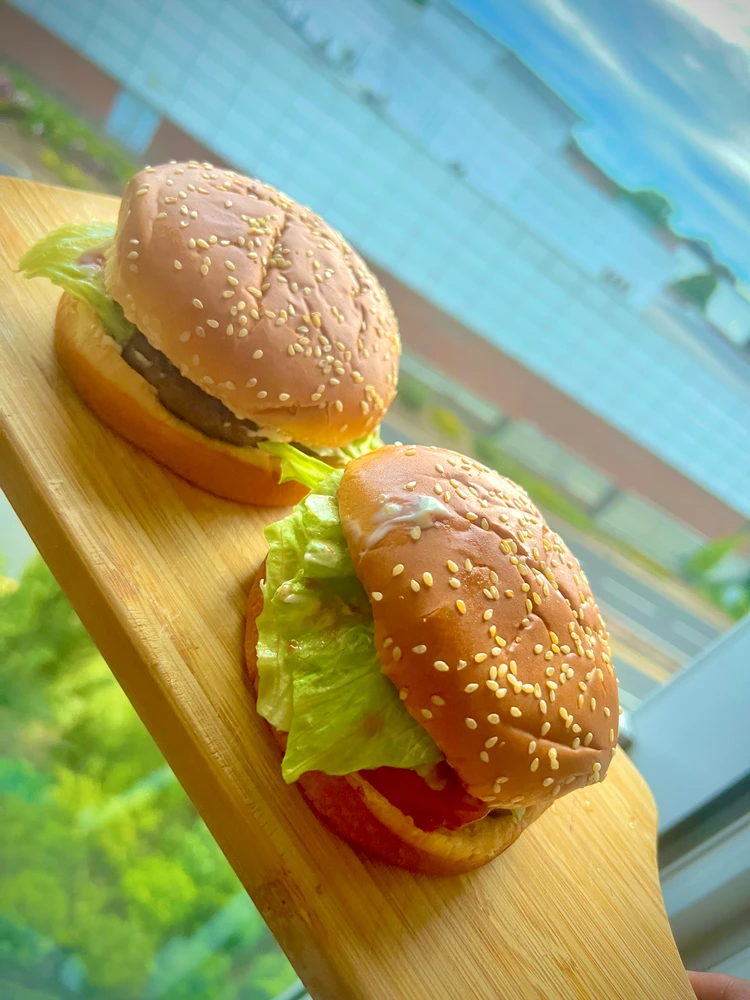 GIF uploaded by Tomson Mal
