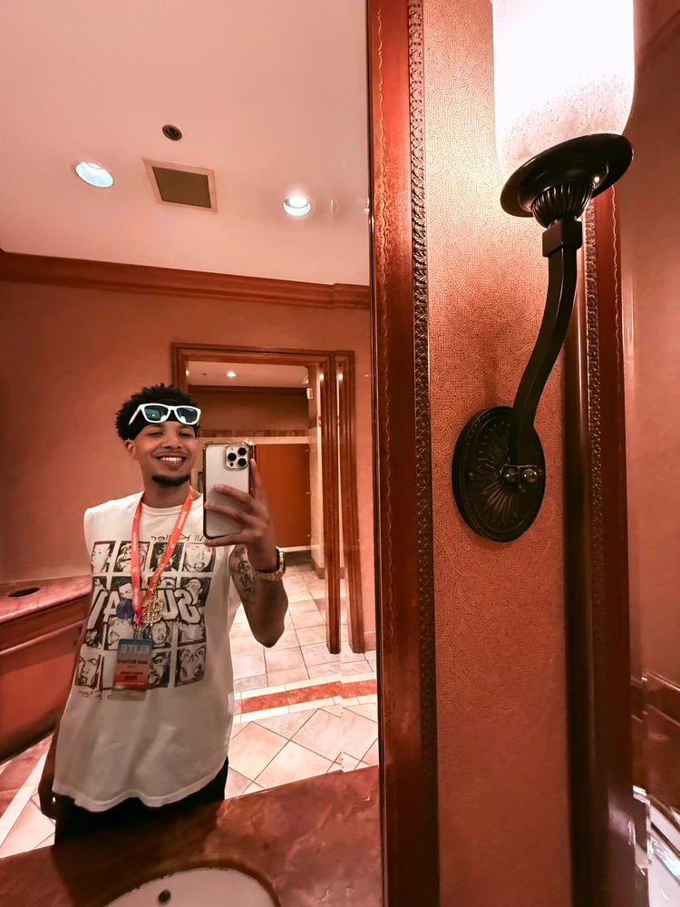 Looking for my anime bae
