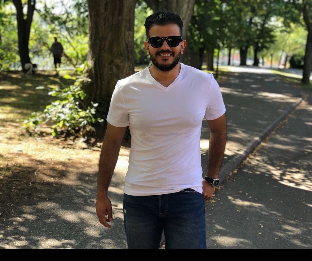 GIF uploaded by Omar