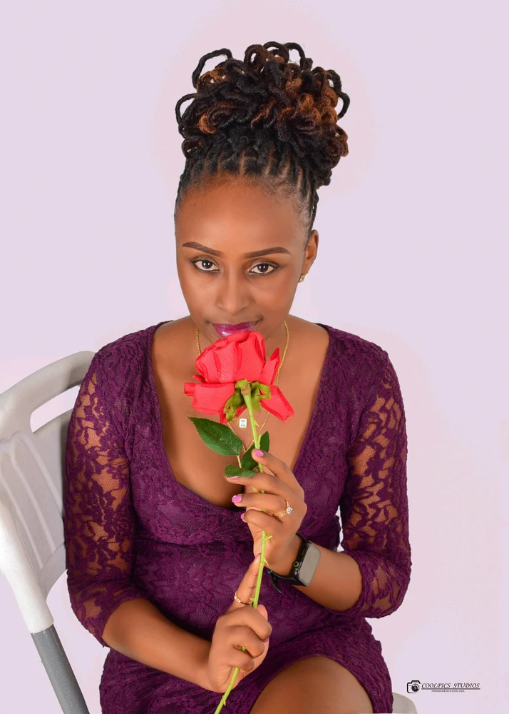 GIF uploaded by Sanaa