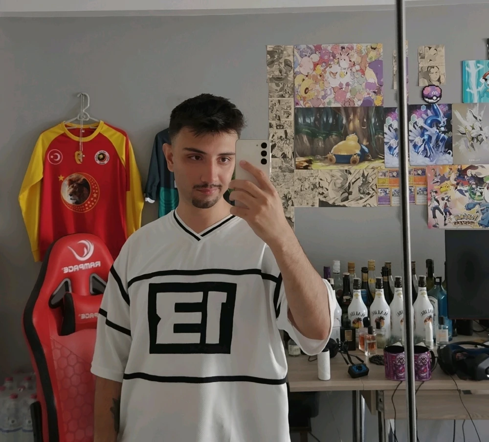 Denizzz tarafından yüklenen GIF