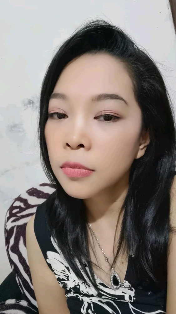 GIF uploaded by Liana