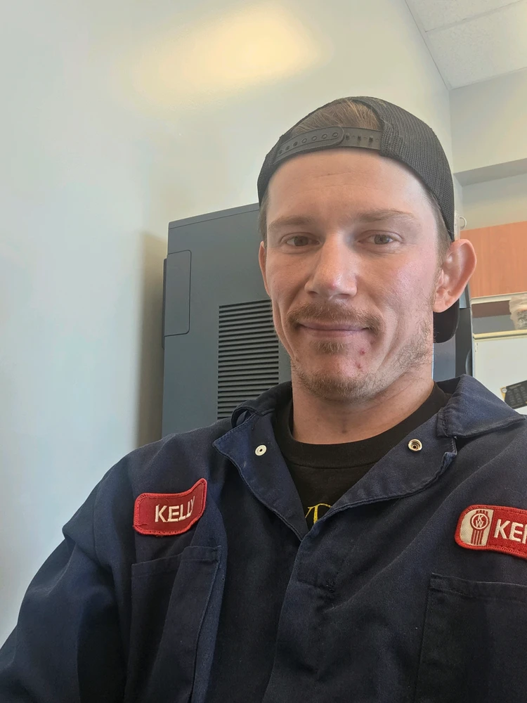 GIF lastet opp av Kelly