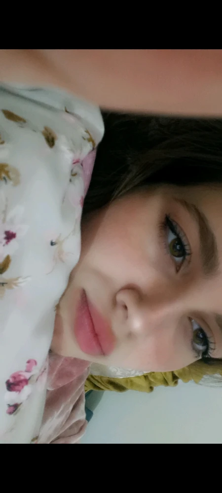GIF pujat per Jasmine