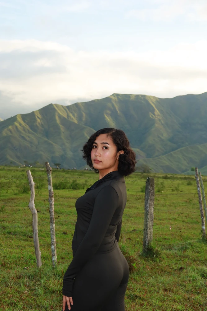 GIF uploaded by Zu
