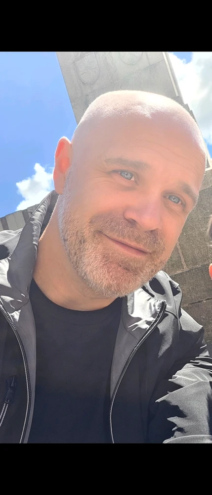 GIF încărcat de Peter