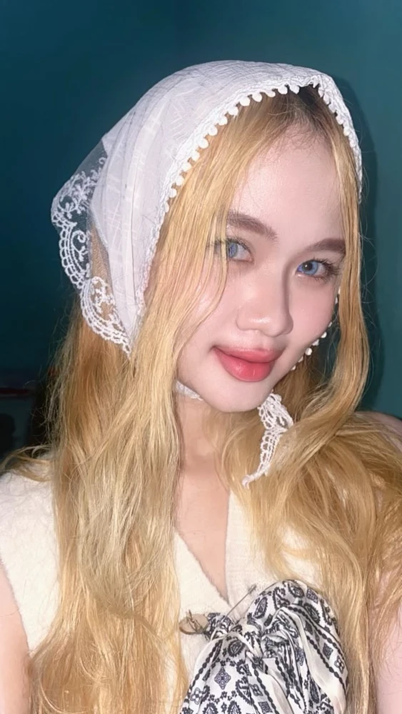 GIF uploaded by Asya