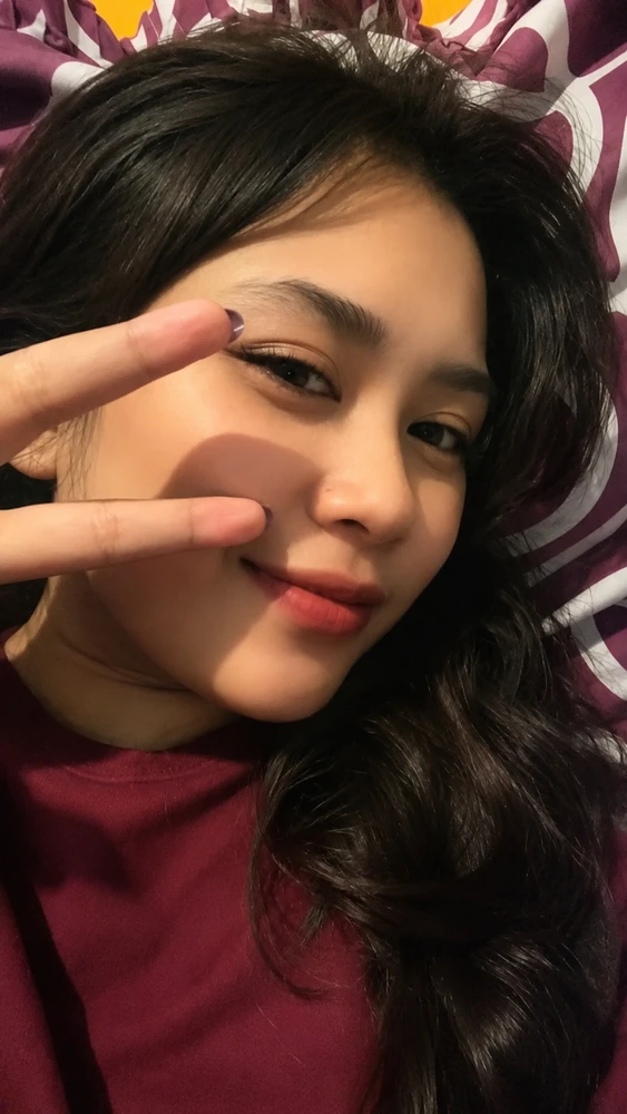 GIF uploaded by Resita