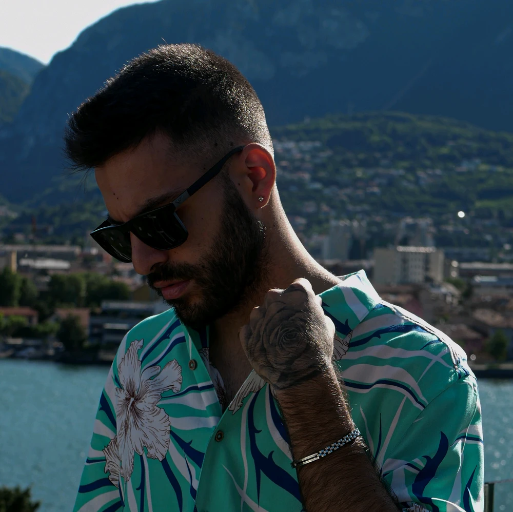GIF uploaded by Mattia