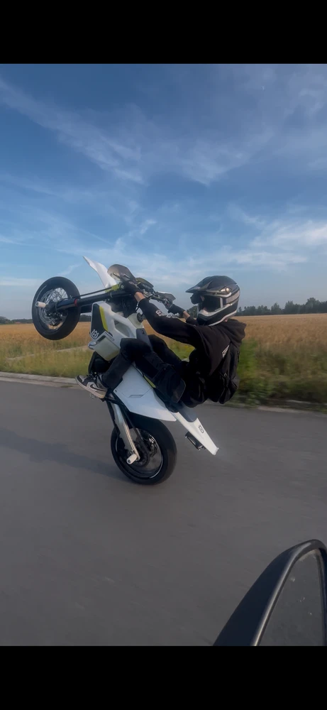 GIF uploaded by Seppe