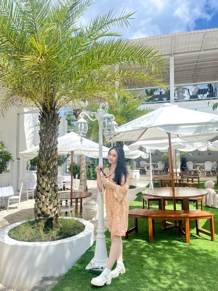 GIF uploaded by Nova