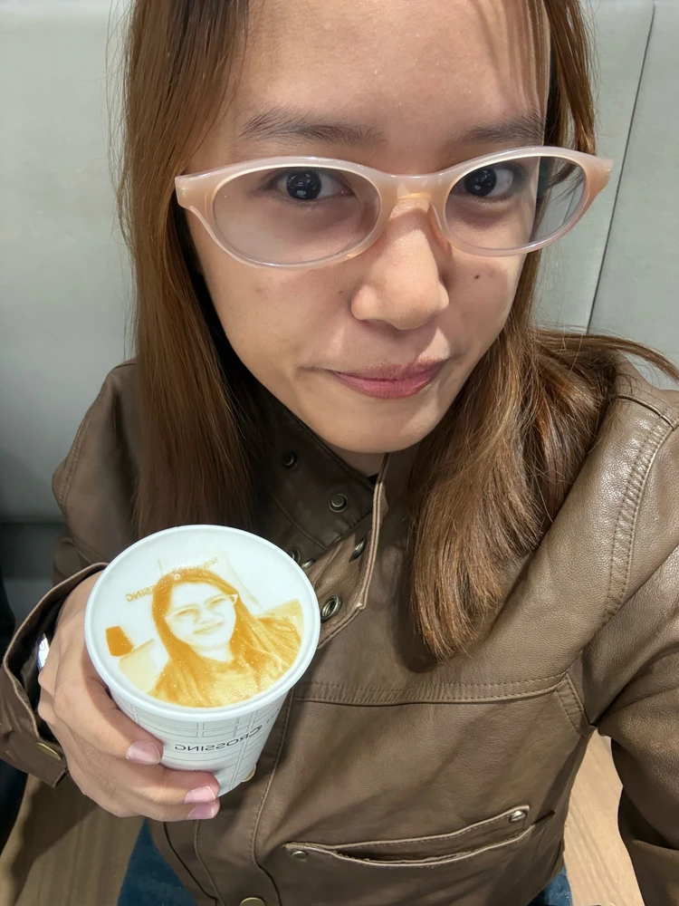 GIF อัปโหลดโดย Mary