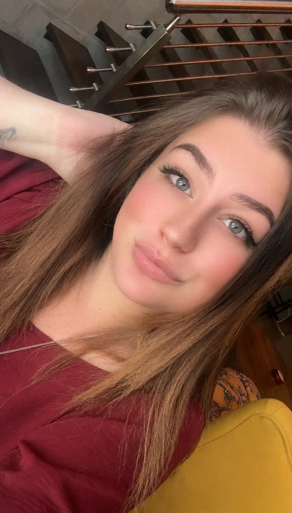 GIF diunggah ku Jocelyn