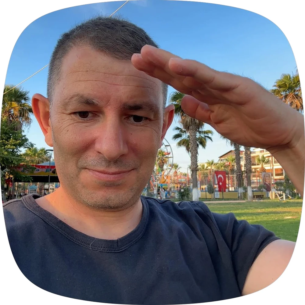 GIF uploaded by Yusuf