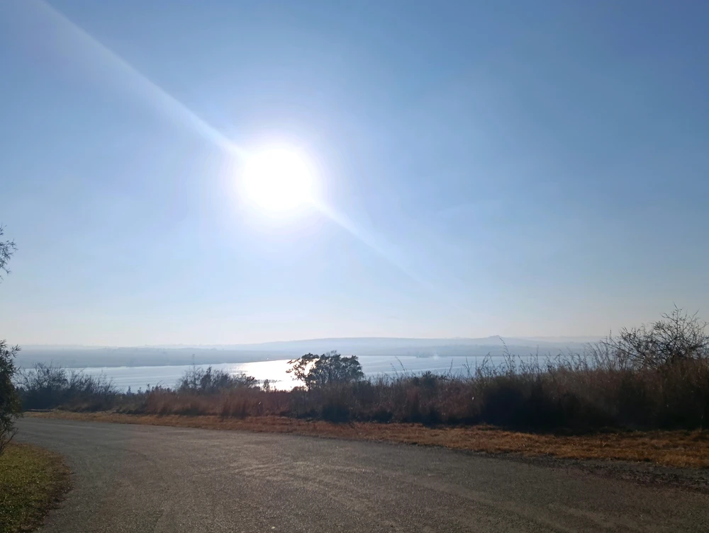 Early morning over the dam 