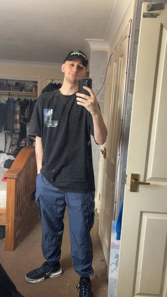 Brandon жүктөгөн GIF