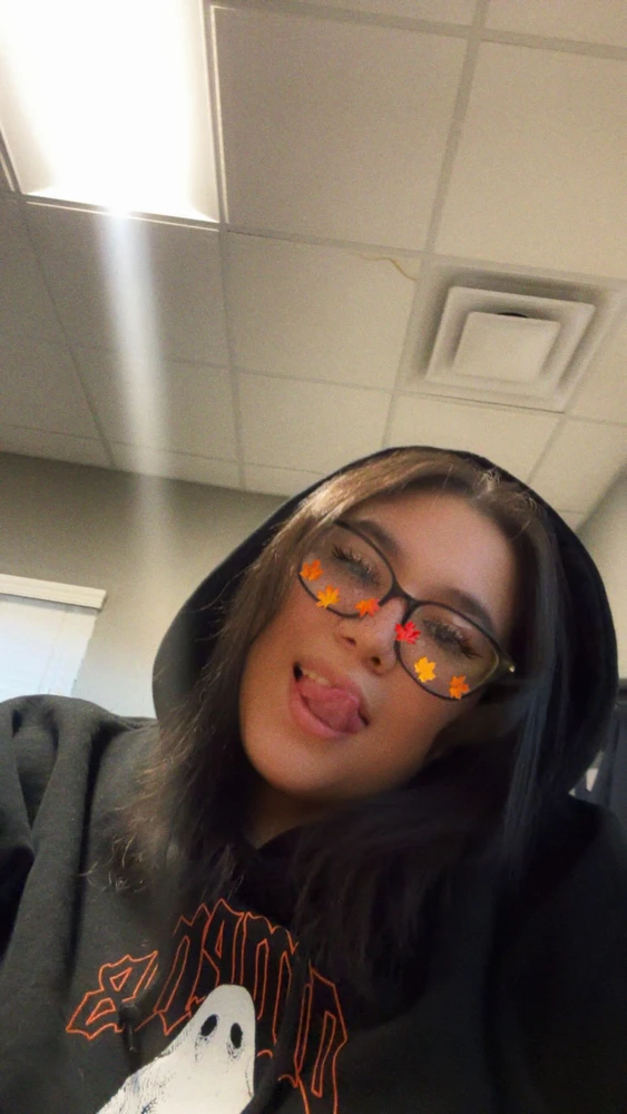GIF uploaded by 데사레