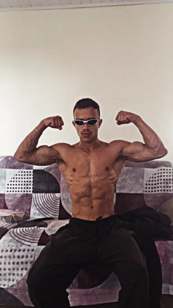 GIF uploaded by Vithor