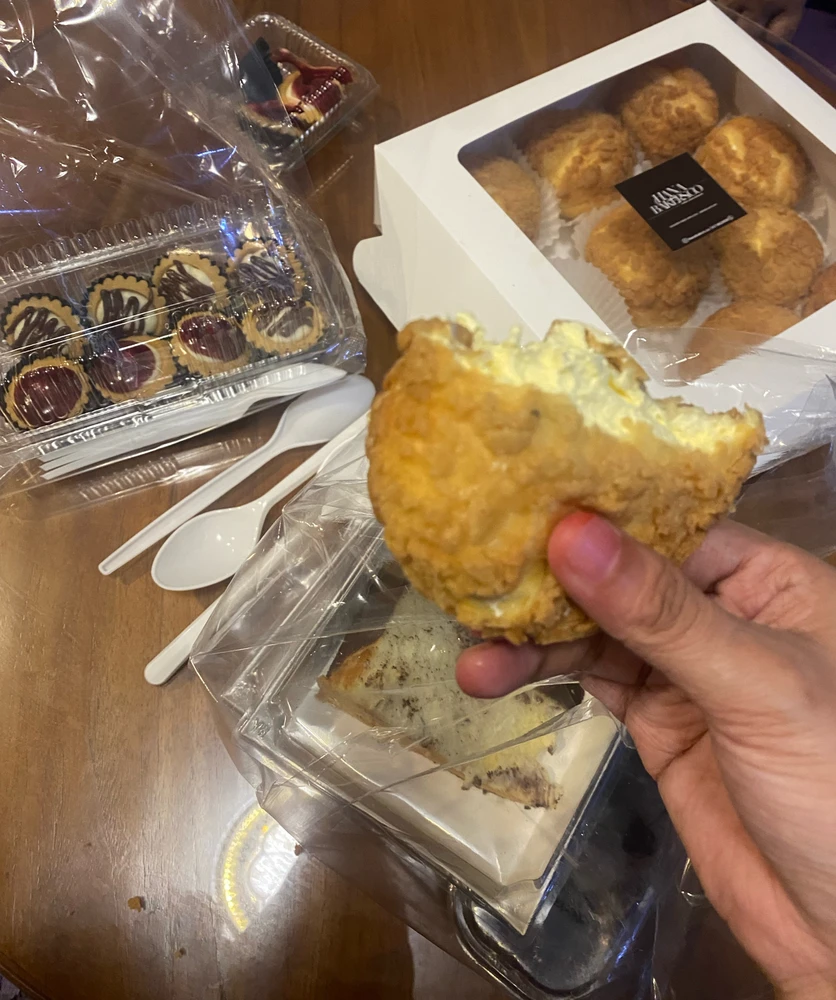 GIF uploaded by Farah