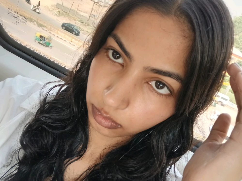 GIF lastet opp av Aastha