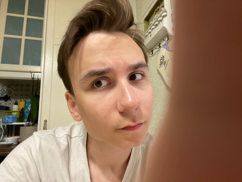 Sliko je naložil kiosek