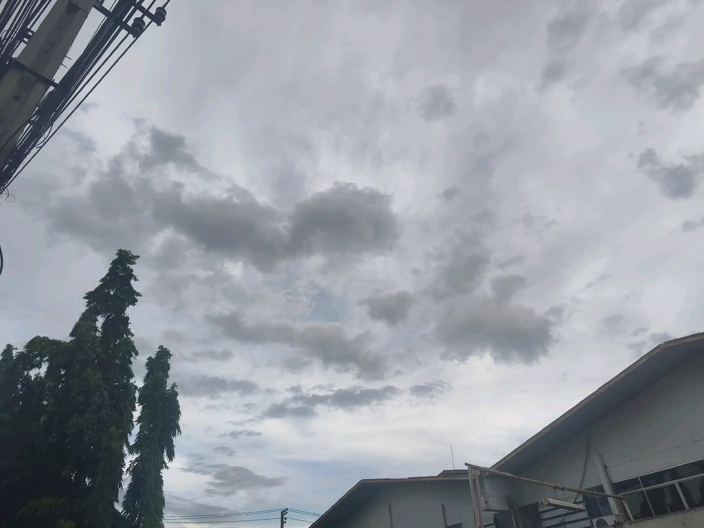 GIF uploaded by Kan Unique(⁠≧⁠▽⁠≦⁠)カンイヤー