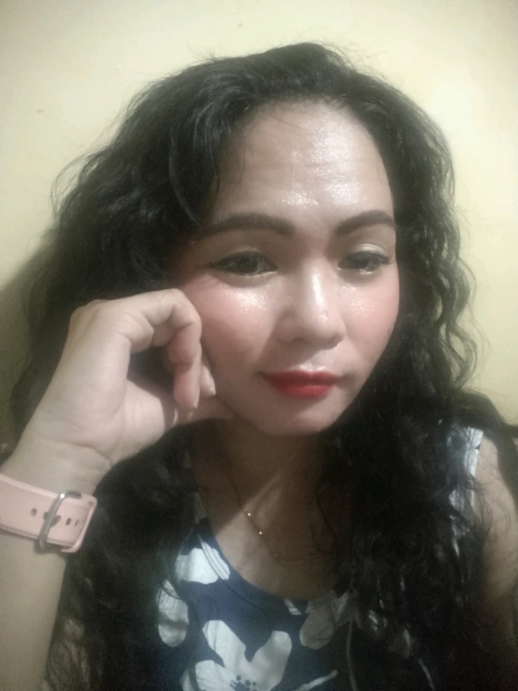 GIF uploaded by Izah