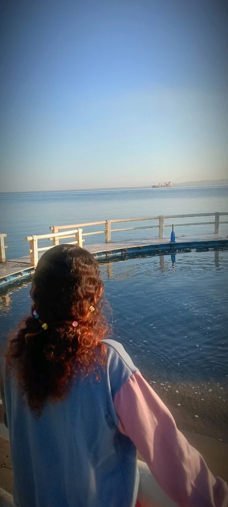 GIF uploaded by Yasmin
