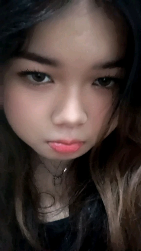 GIF caricata da Naira Ariestiara