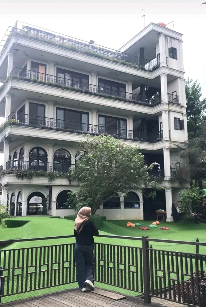 GIF uploaded by lia