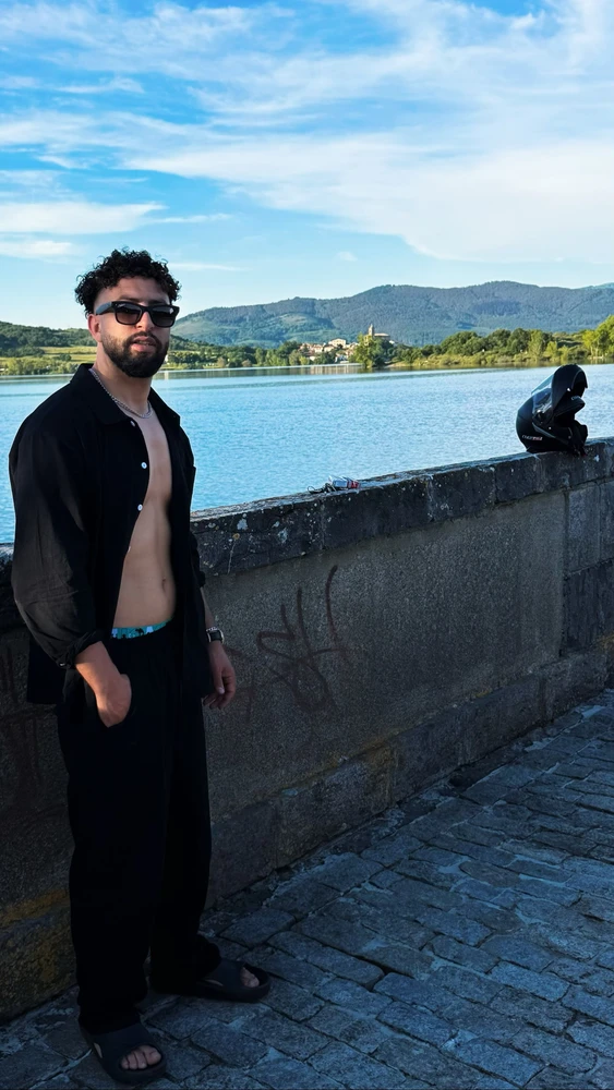Bilal tarafından yüklenen GIF