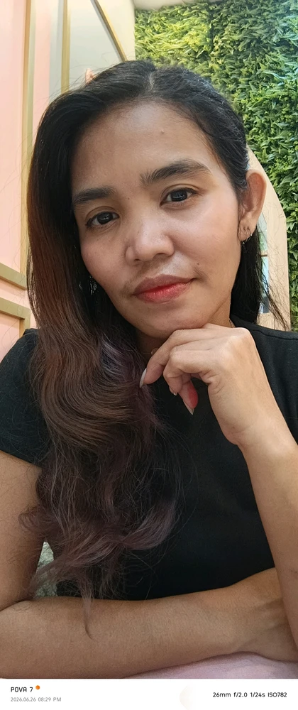 GIF diunggah ku April