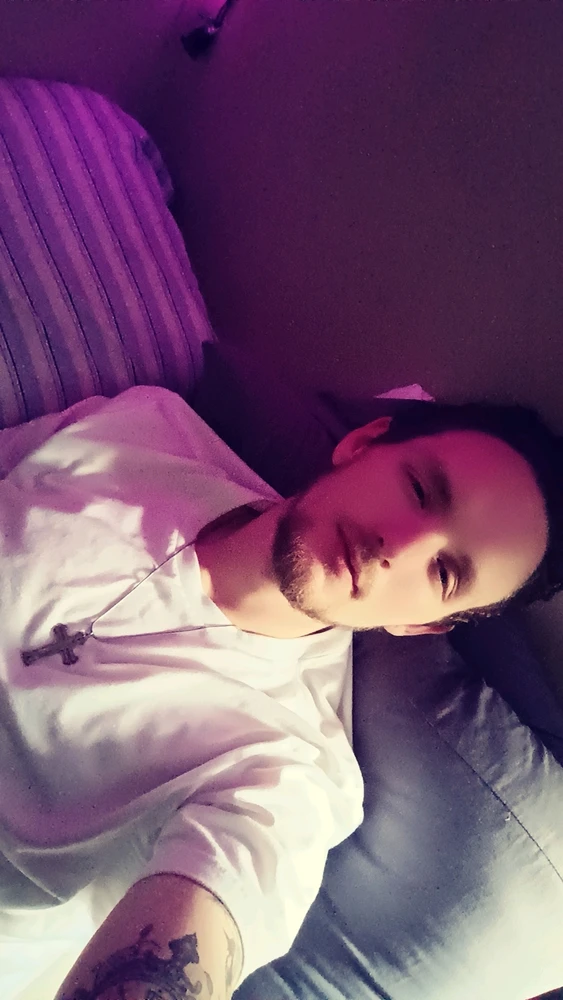 Tyler tarafından yüklenen GIF