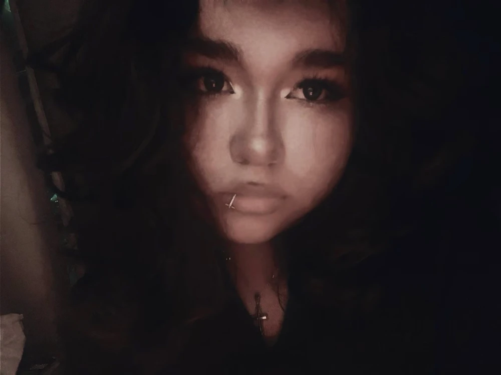 GIF uploaded by Mariana