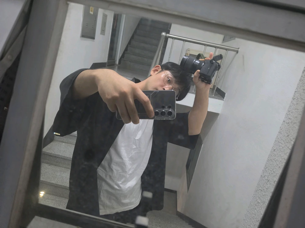 GIF uploaded by 곽인용