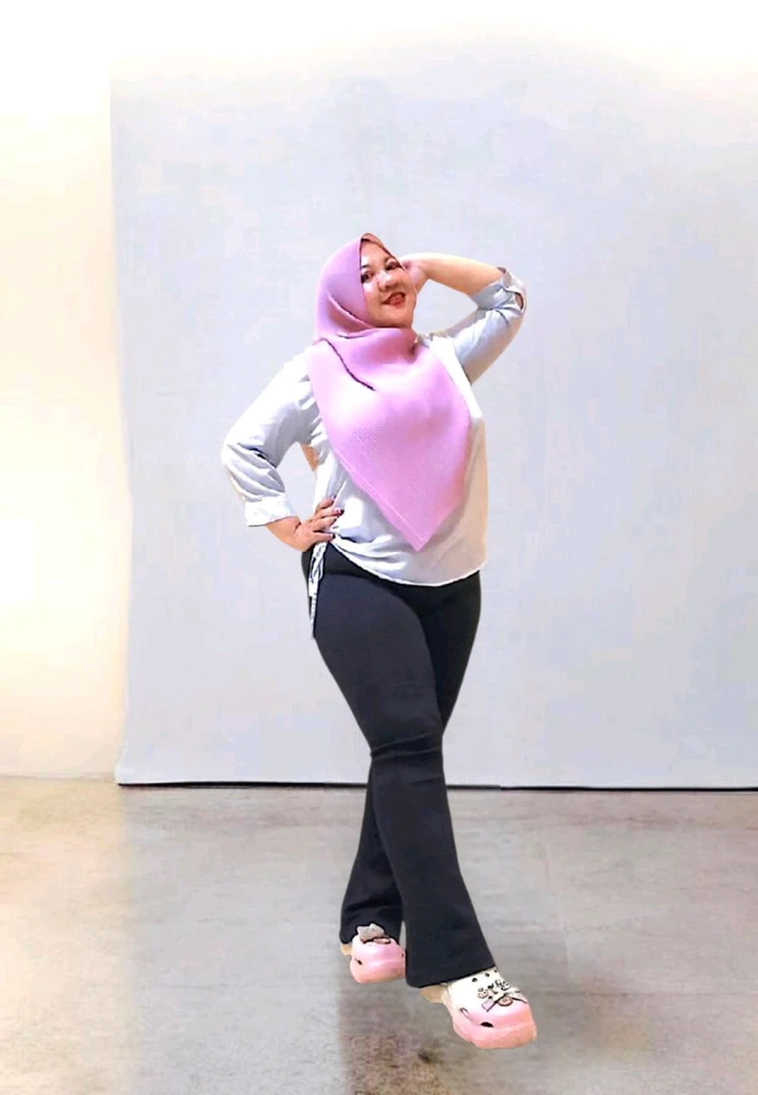 GIF diunggah ku Gita