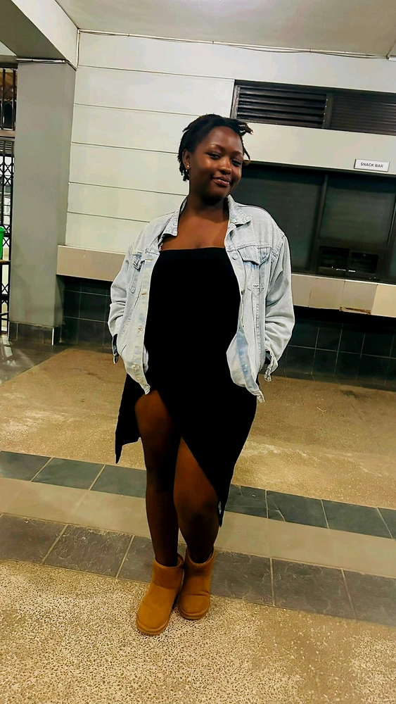 GIF uploaded by Mia