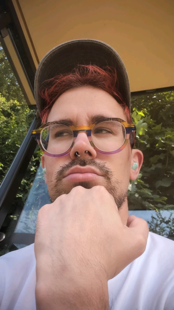 GIF postavljen od Liam