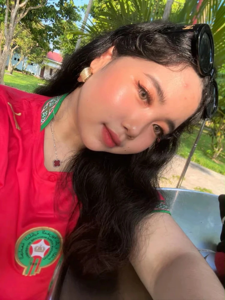 GIF uploaded by Maesha Aqila
