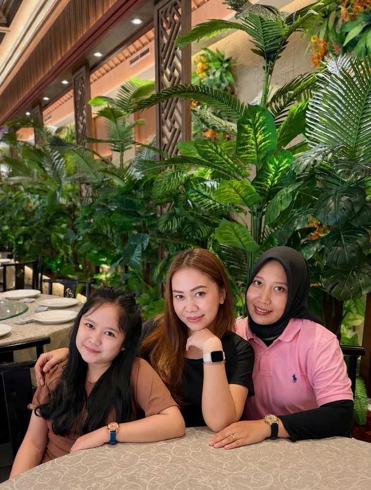 GIF uploaded by Mutiara