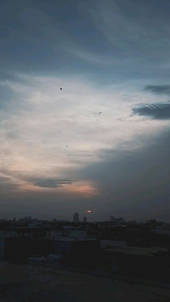 GIF gi-upload ni Imad