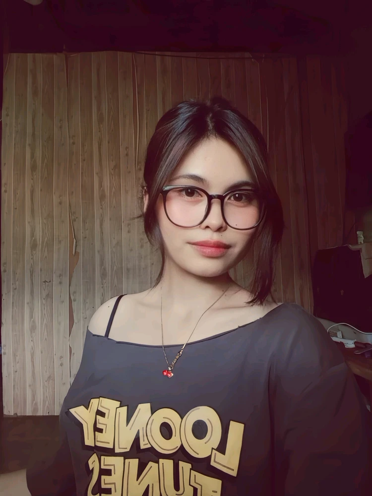 GIF uploaded by ellie